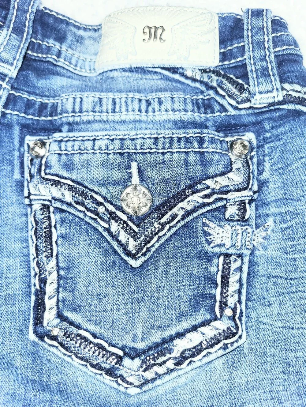 NWOT Miss Me Y2K Style Low Rise Boot Cut Selvedge Premium Denim Jeans Size 26 - Picture 6 of 16